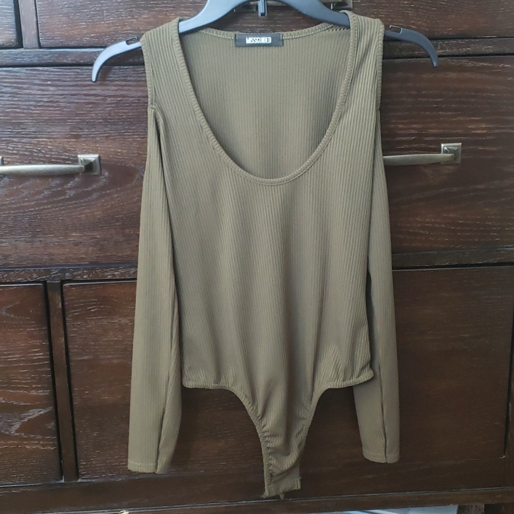 NWOT Ribbed Cold Shoulder Bodysuit in Khaki